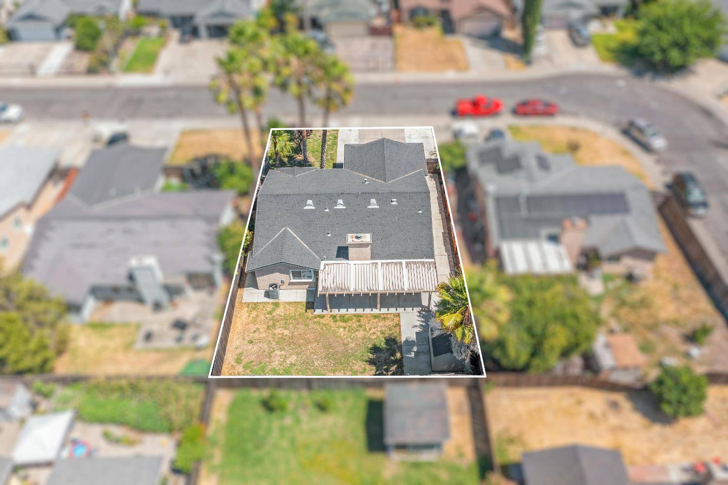 Sacramento, CA 95823,92 Hermes CIR