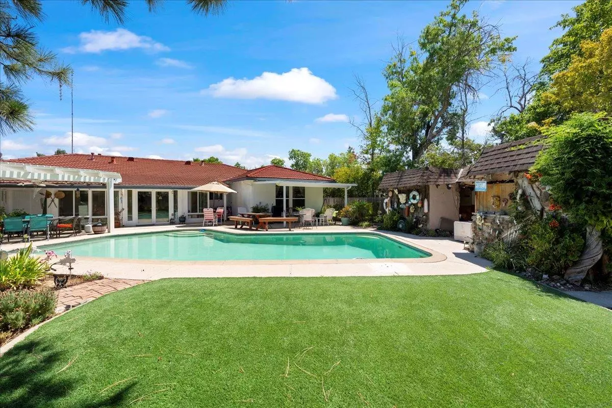 Sacramento, CA 95825,2001 Woodstock WAY