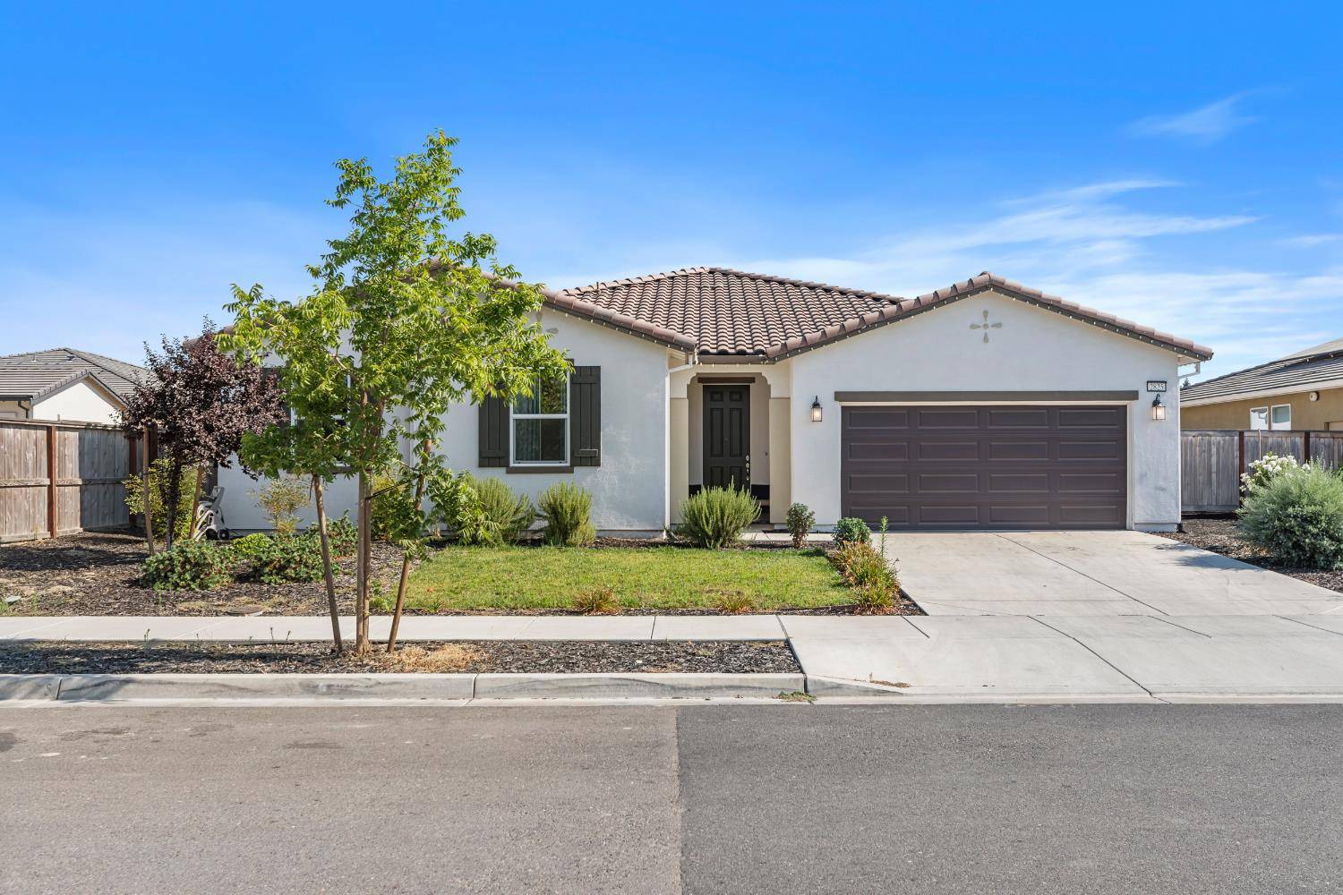 Turlock, CA 95382,2825 Meadowbrook LN