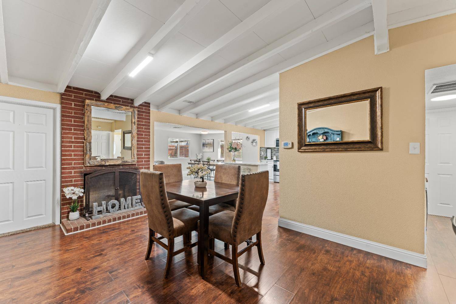 West Sacramento, CA 95605,1048 Cummins WAY