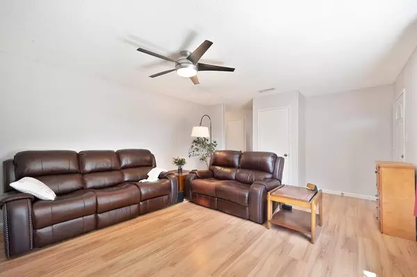 Sacramento, CA 95826,4088 Andedon CIR