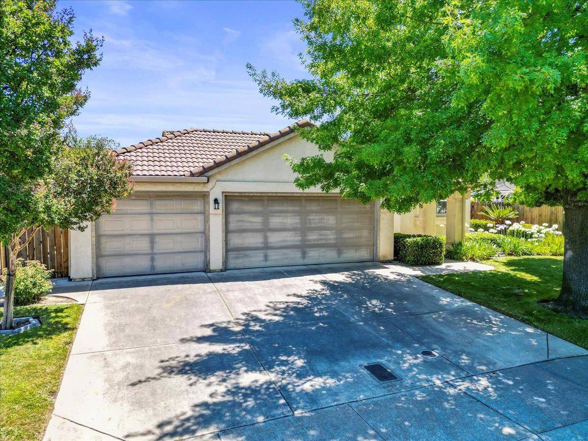 Stockton, CA 95206,921 Kate Linde CIR