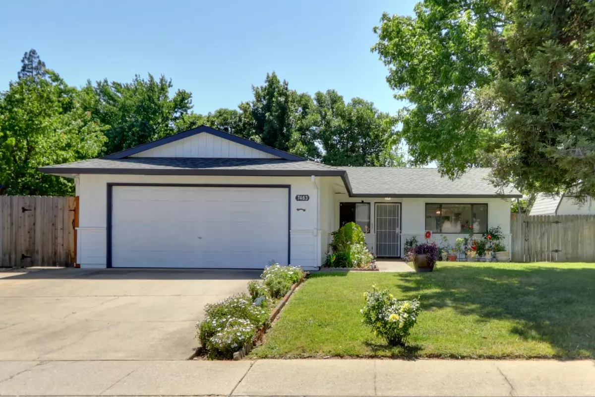 Sacramento, CA 95842,7463 Versailles WAY