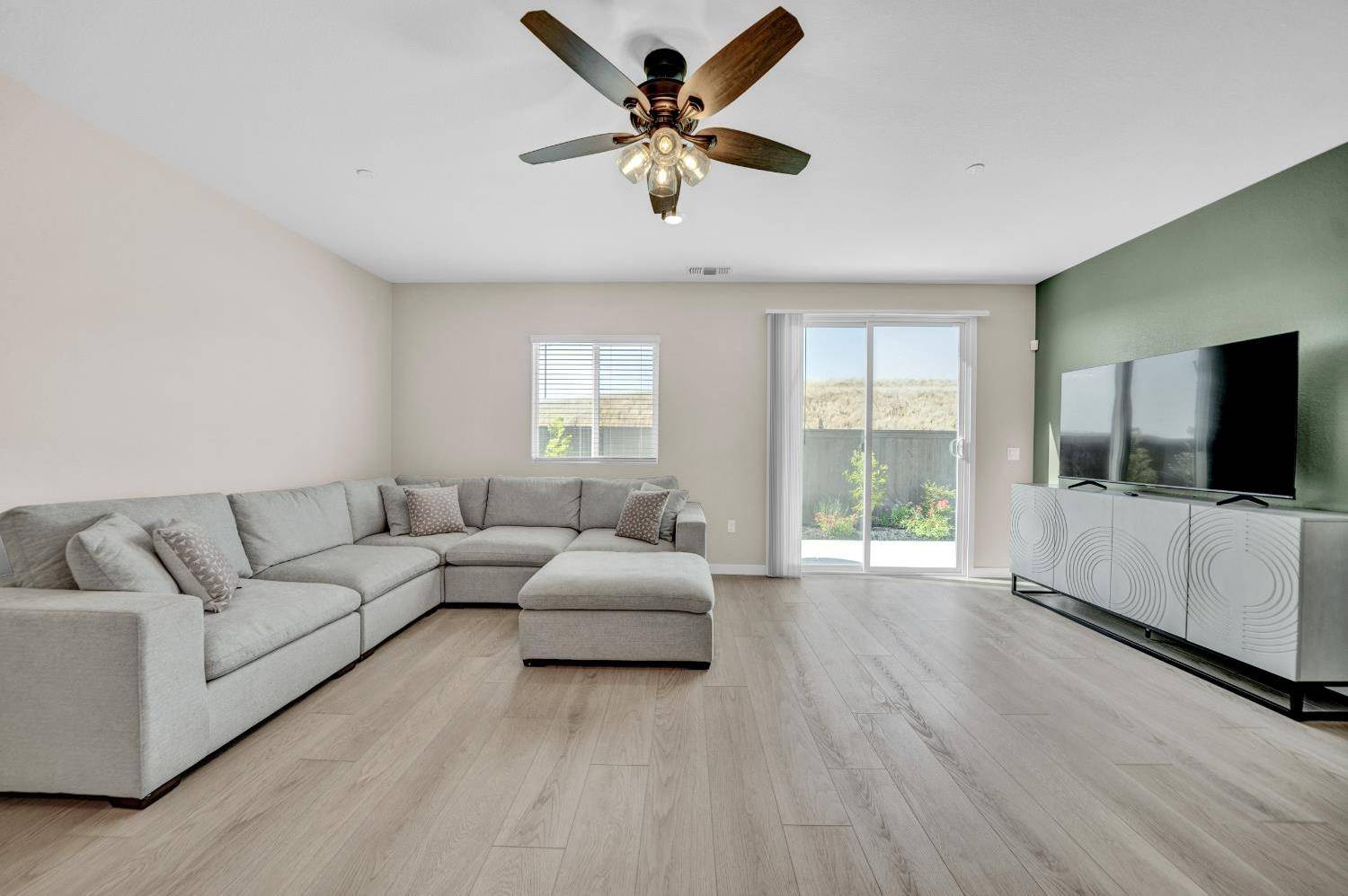 Stockton, CA 95219,7261 Robins Cove DR