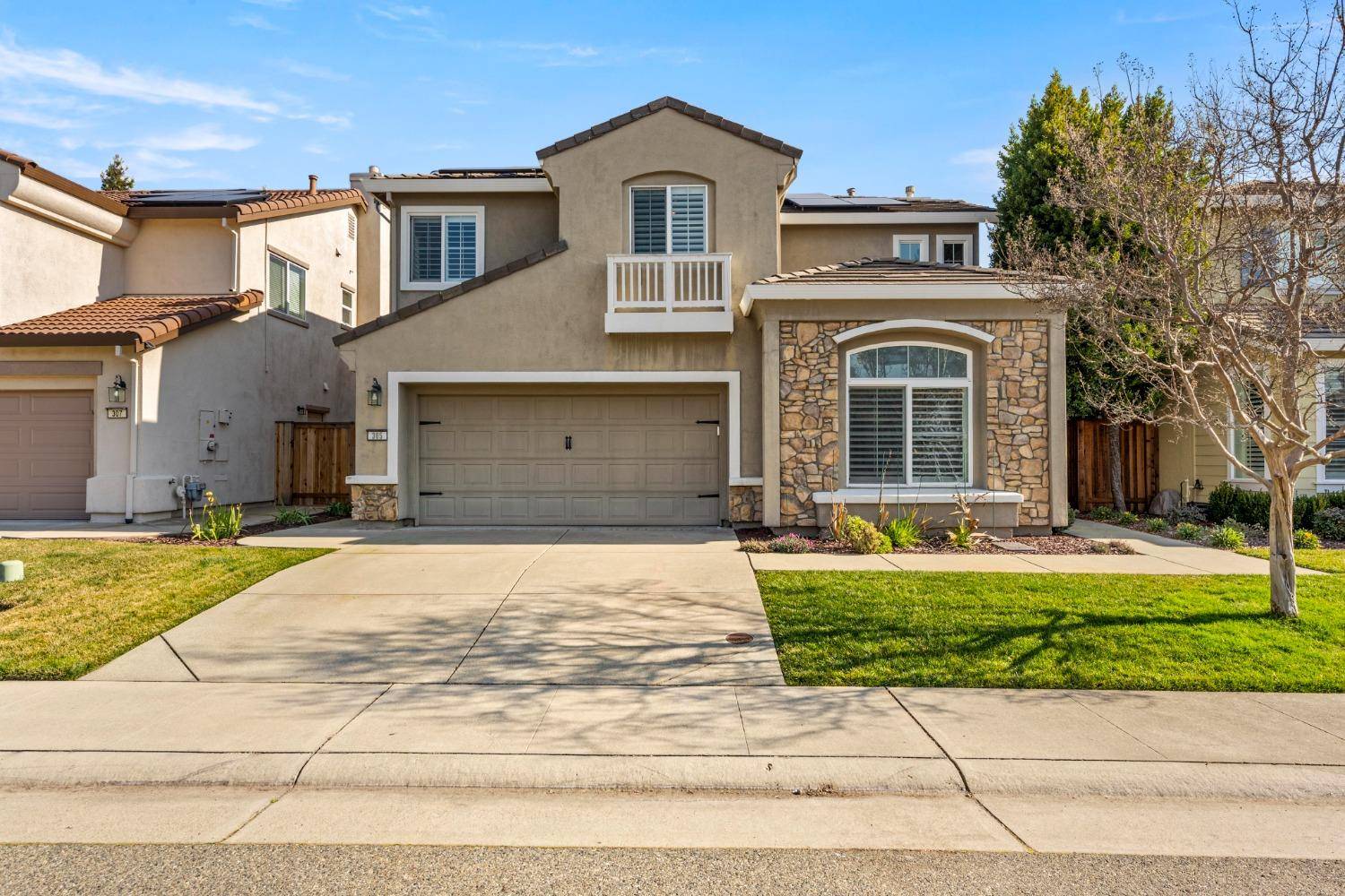 Lincoln, CA 95648,305 Dinis Cottage LN
