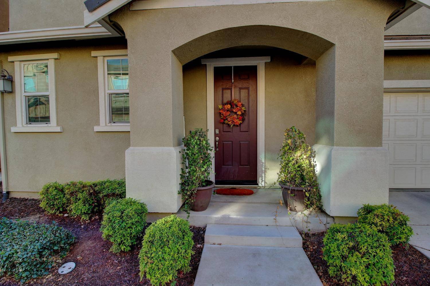 Riverbank, CA 95367,2204 Gallery DR