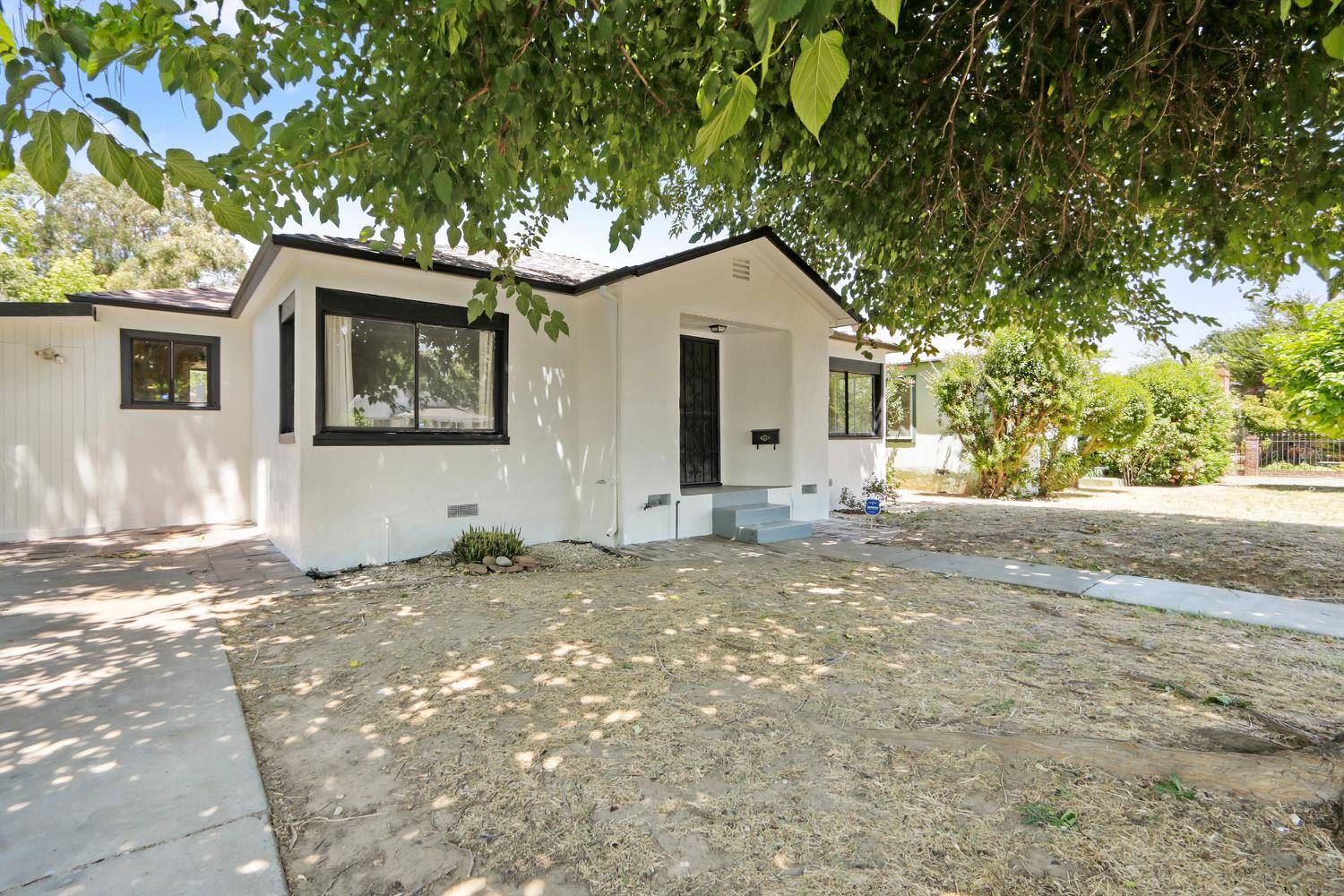 Sacramento, CA 95824,3161 33rd AVE