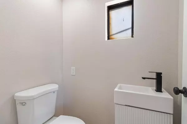 Livermore, CA 94551,828 Olivina AVE #11