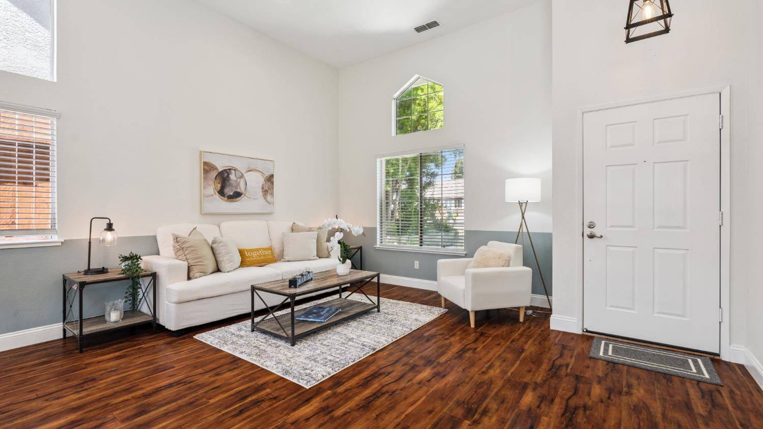 Sacramento, CA 95829,8158 Crosswell CT