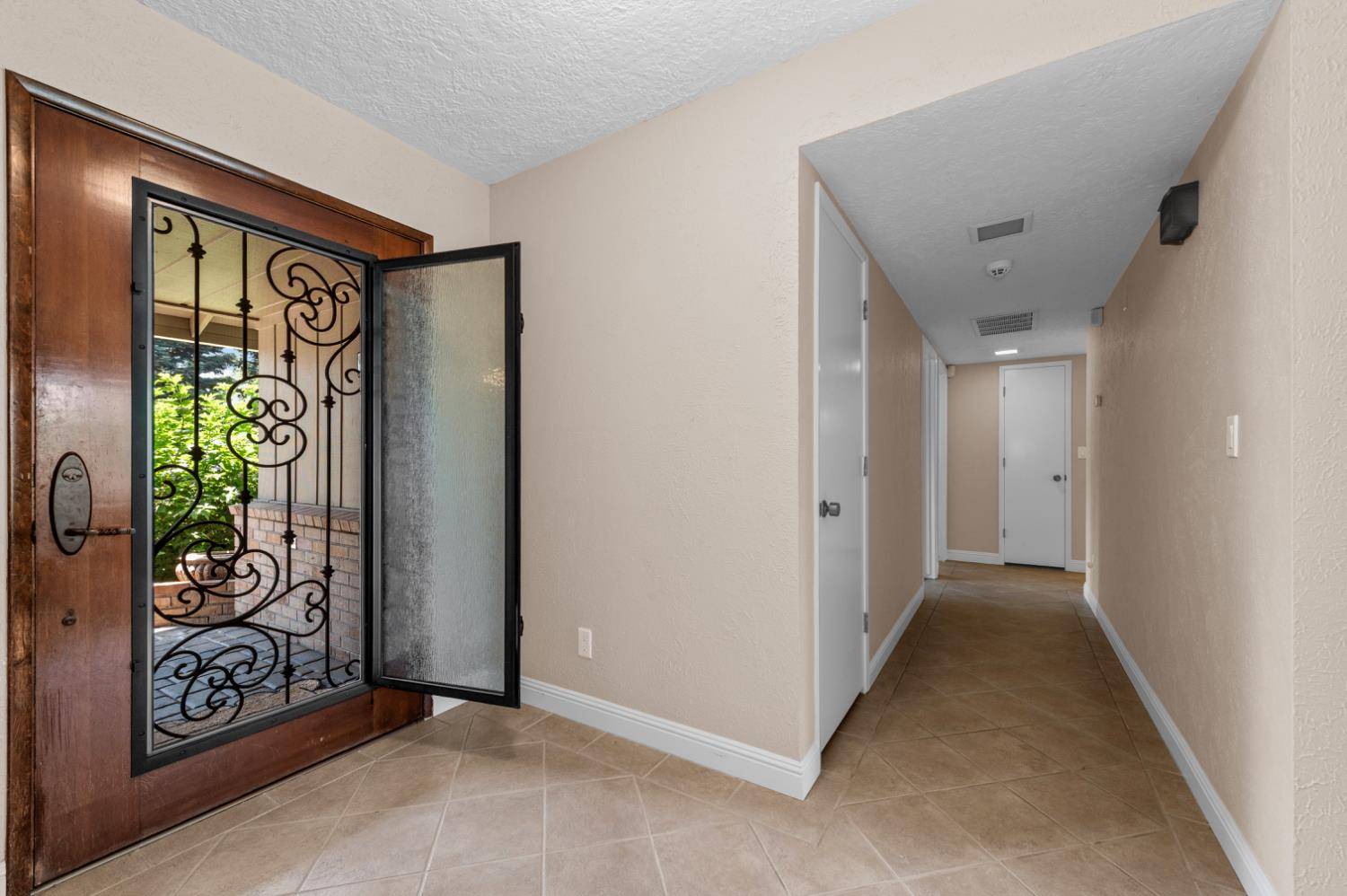 Fair Oaks, CA 95628,7733 Juan WAY