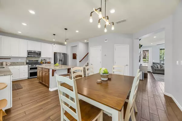 Roseville, CA 95747,2243 Village Green DR