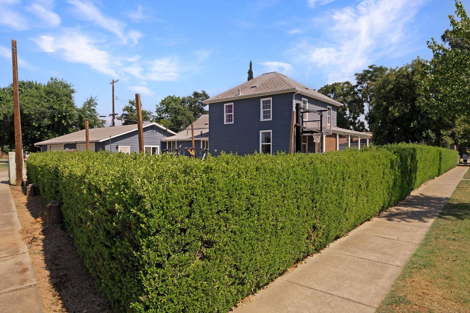 Gridley, CA 95948,870 Vermont ST