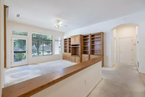 Roseville, CA 95747,4808 Pinecone LN