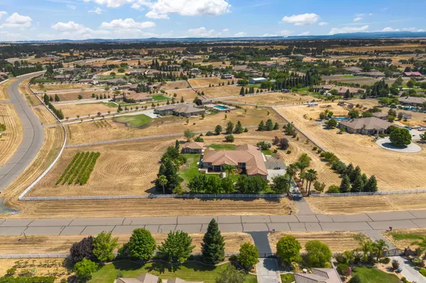 Wilton, CA 95693,12701 Riding Trail DR
