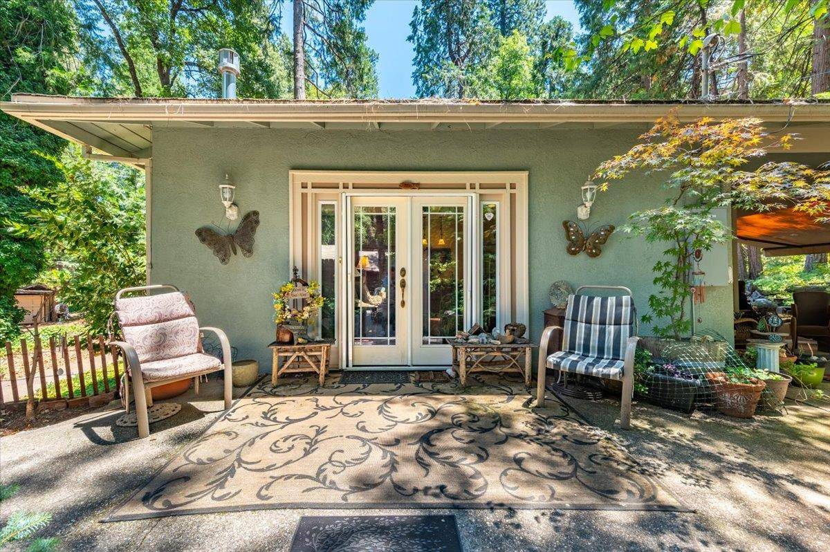 Grass Valley, CA 95945,14207 Tim Burr LN