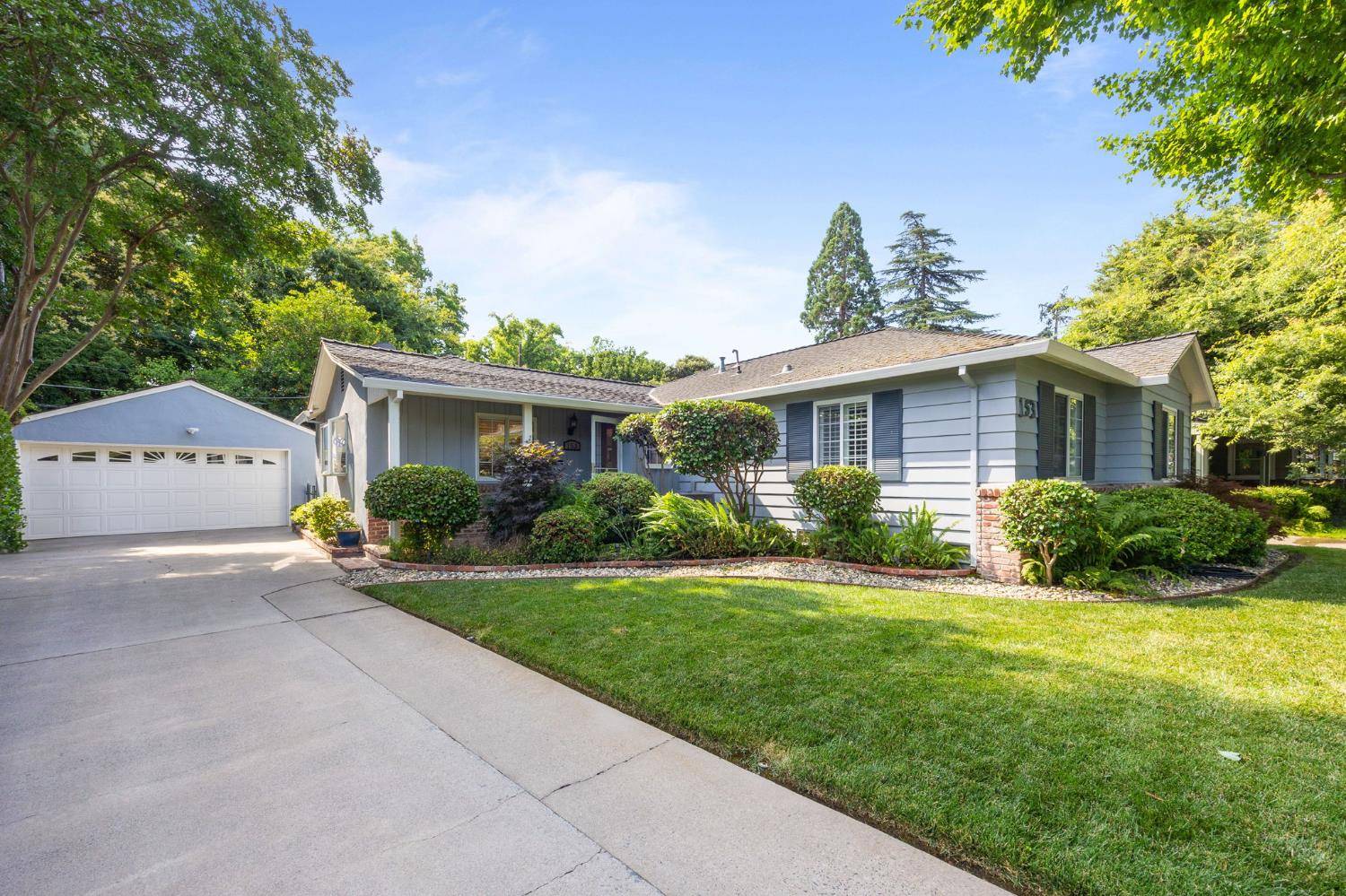 Sacramento, CA 95819,153 Ada WAY