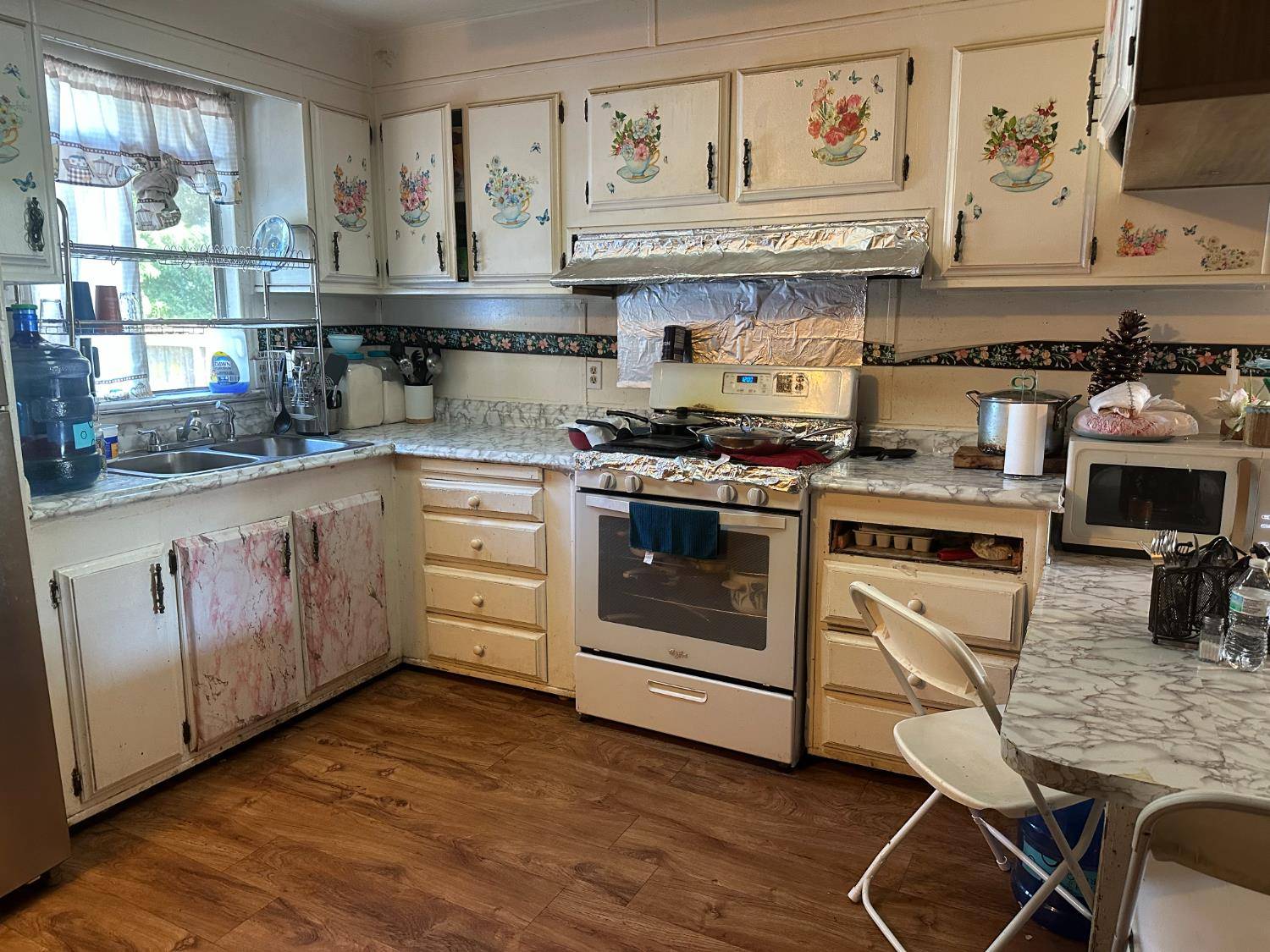 Thornton, CA 95686,7115 W Oak ST