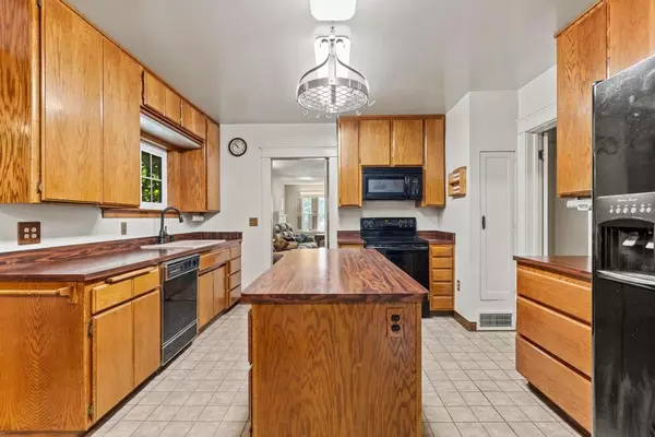Yuba City, CA 95991,760 Orange ST