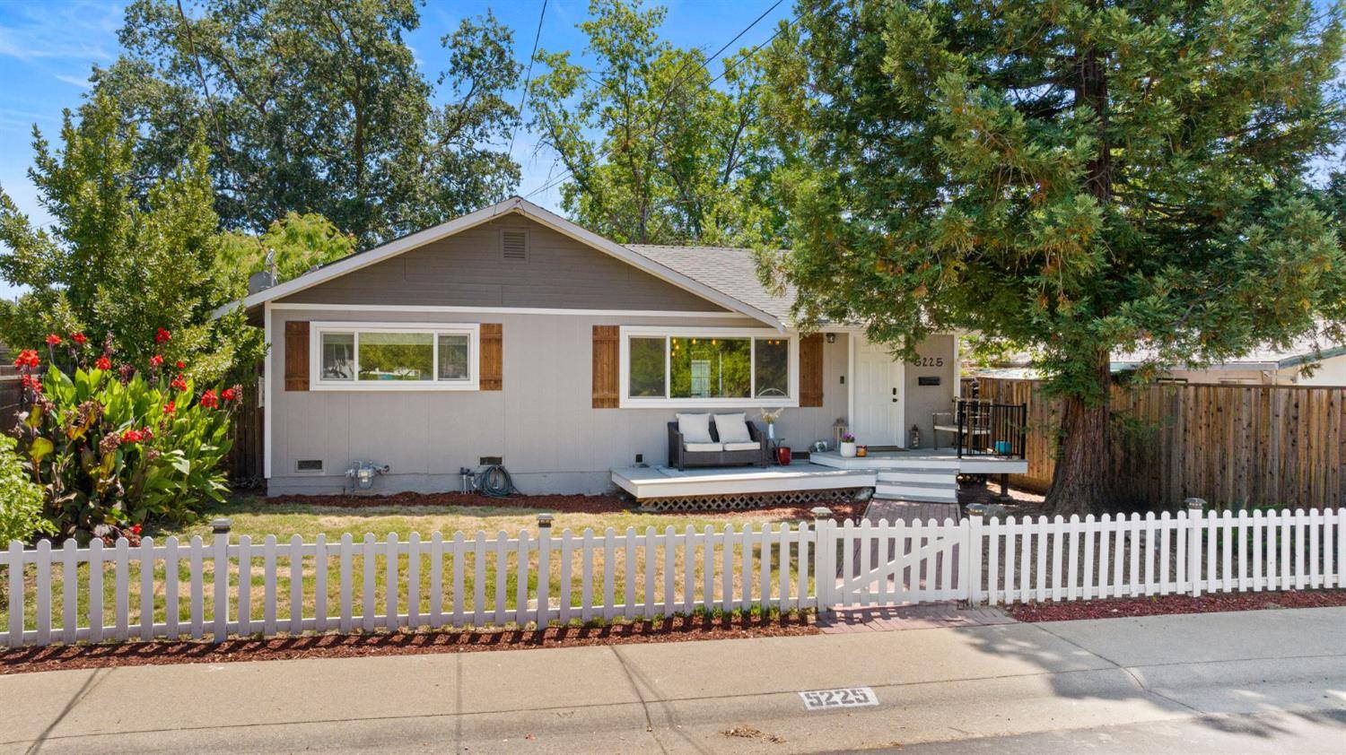 Rocklin, CA 95677,5225 5th ST