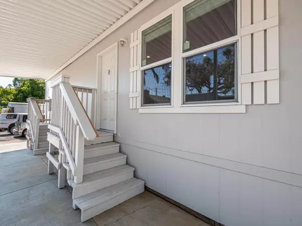 Sunland, CA 91040,10711 Sherman Grove AVE #26