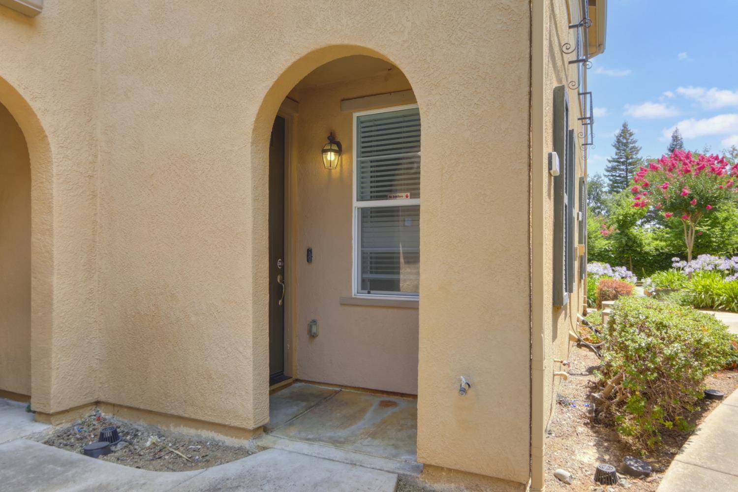 Elk Grove, CA 95758,8444 Crystal Walk CIR #72