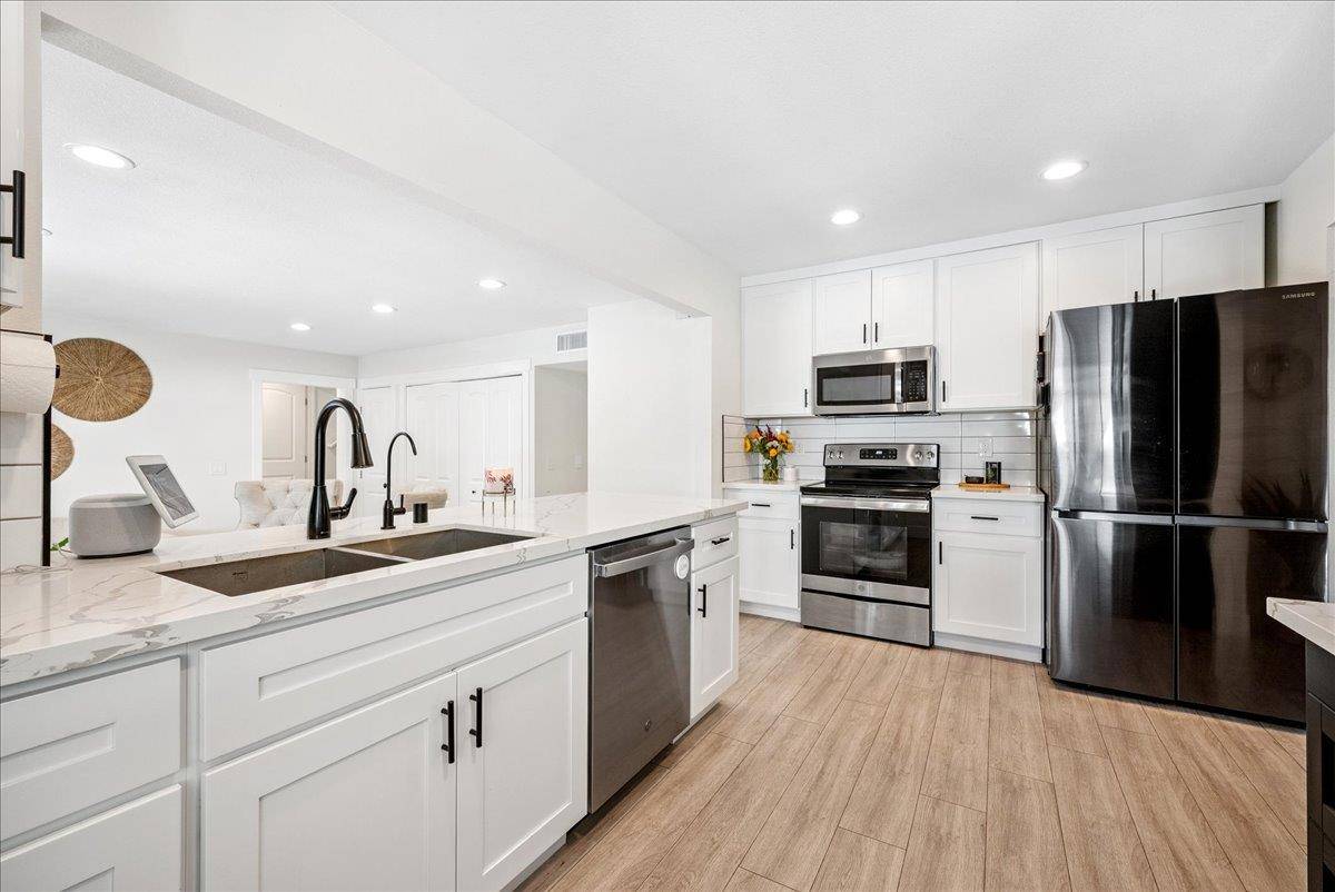 Citrus Heights, CA 95621,6309 Parkcreek CIR