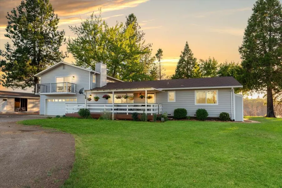 16190 Newtonian WAY, Grass Valley, CA 95945