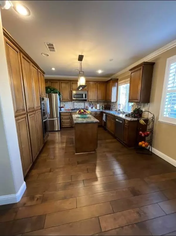 Stockton, CA 95219,5143 Poppy Hills Circle