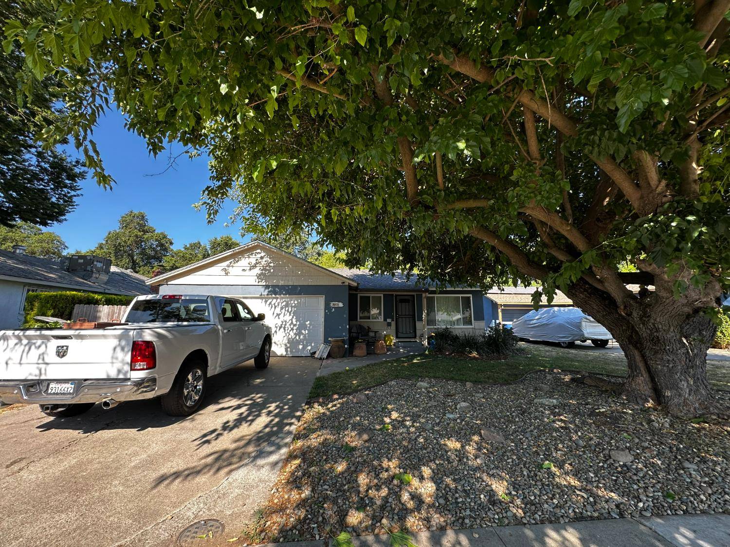 6748 Golf View DR, Sacramento, CA 95822