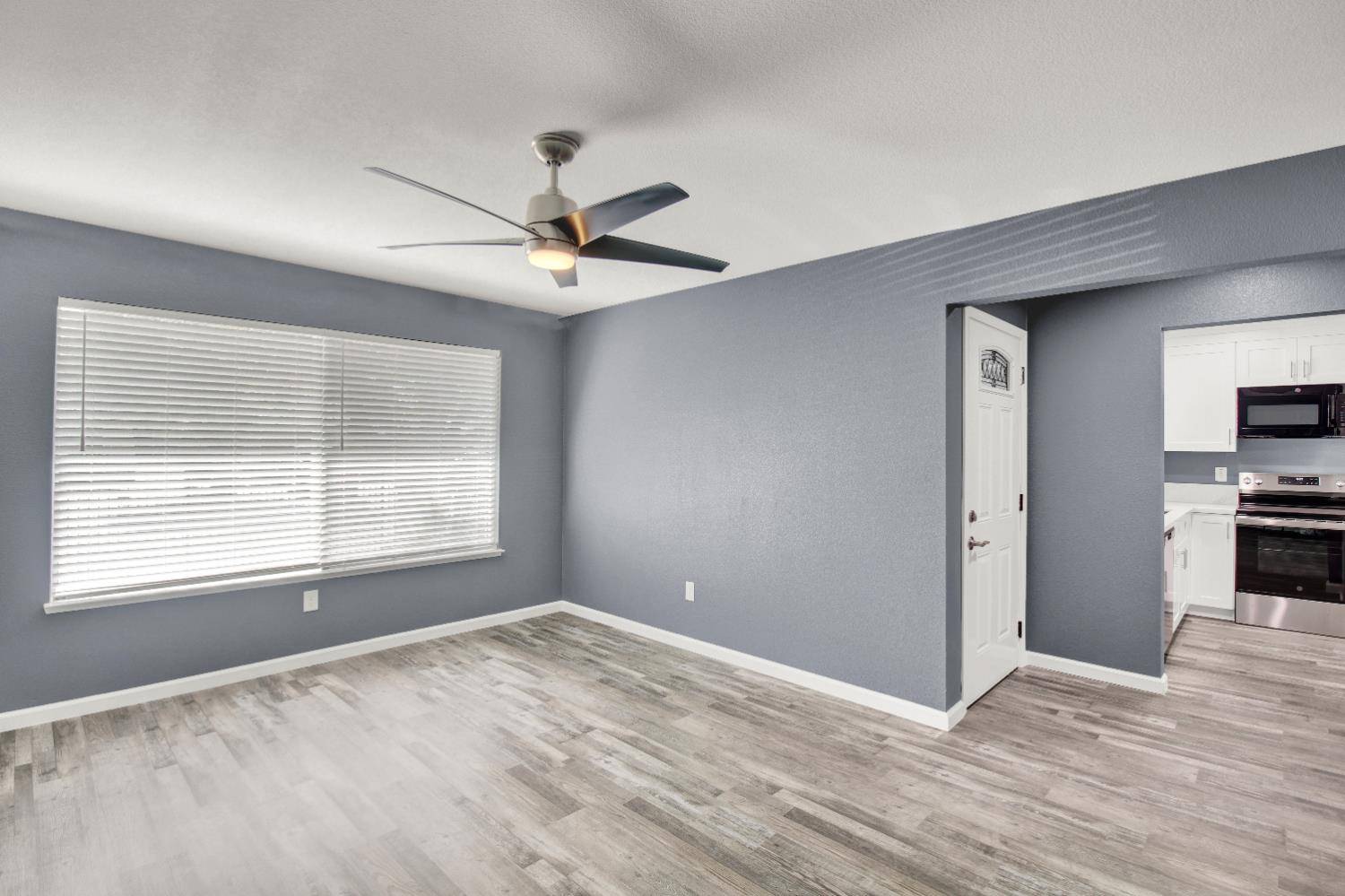 Sacramento, CA 95823,7709 Rotherton WAY