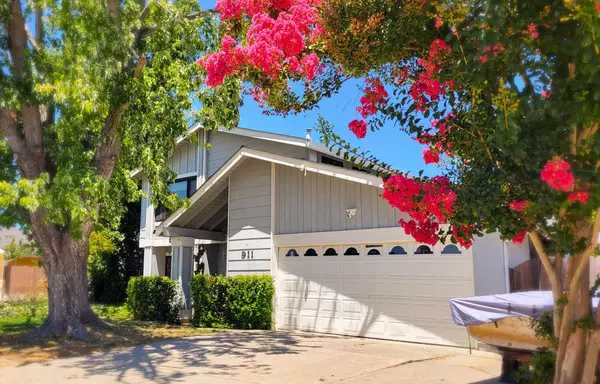 911 Green Moss DR, Sacramento, CA 95831
