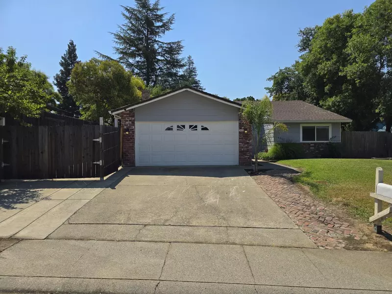 8052 Cammeray DR, Citrus Heights, CA 95610