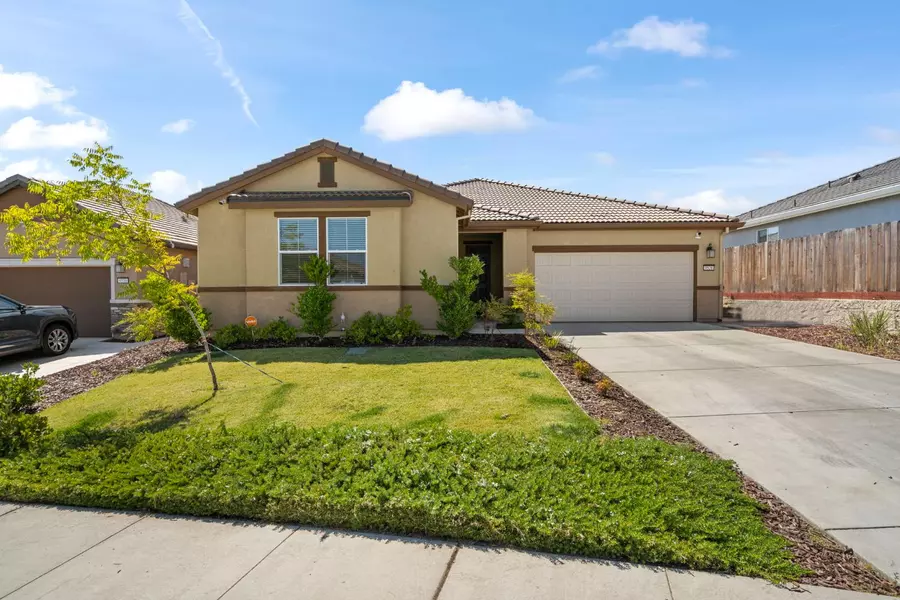 9526 Cadmium CT, Sacramento, CA 95829