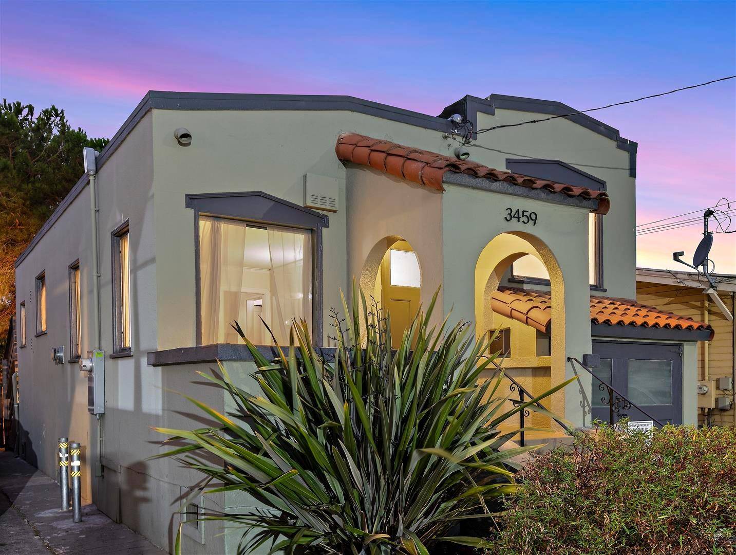 3459 Paxton, Oakland, CA 94601