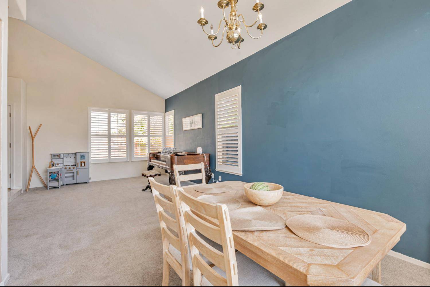 Antioch, CA 94531,4864 Belford Peak WAY