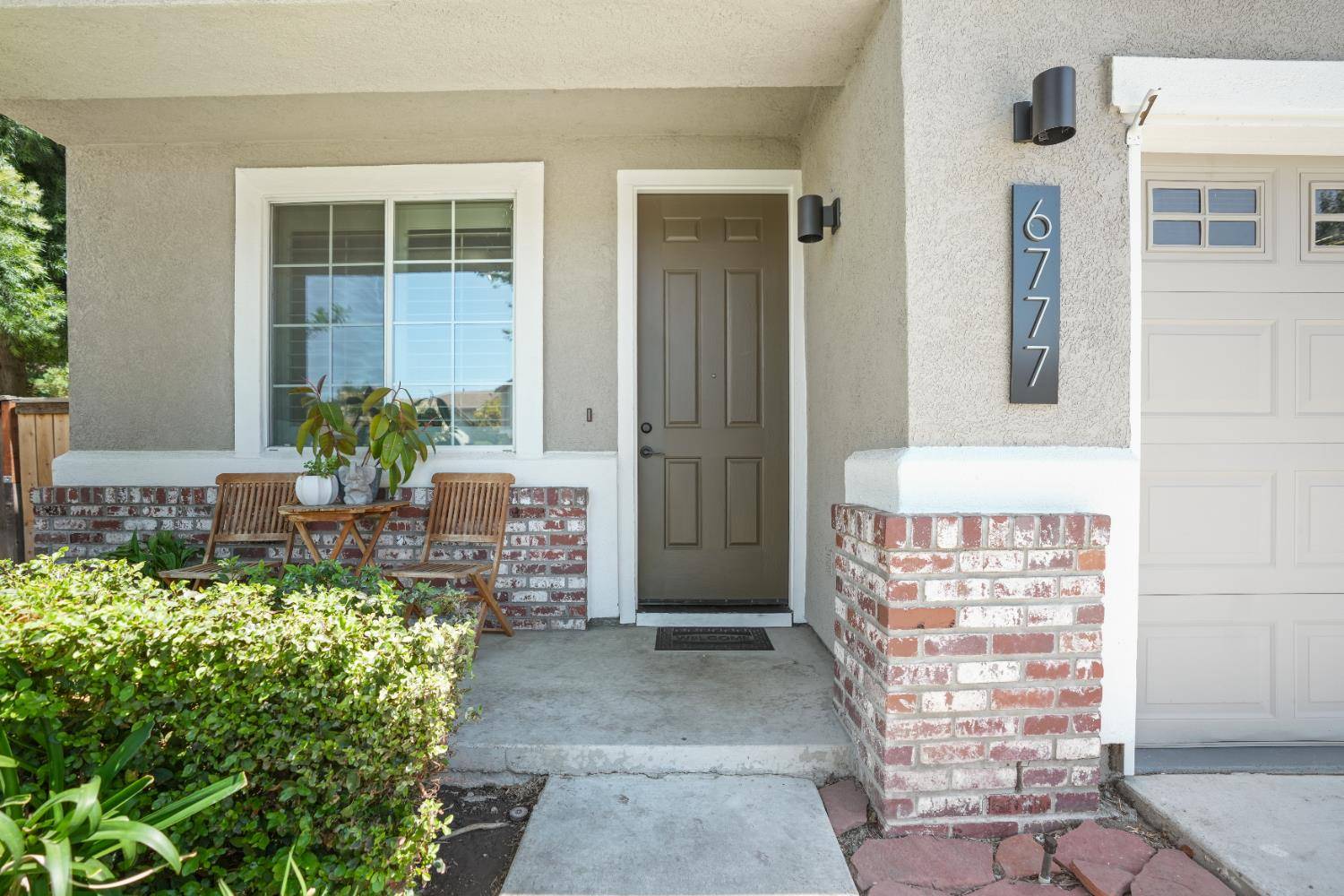 Stockton, CA 95219,6777 Brook Falls CIR