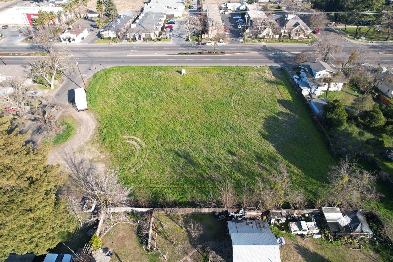 Turlock, CA 95380,1035 Geer RD
