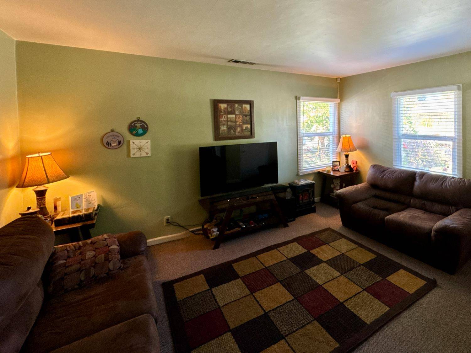 Sacramento, CA 95820,3646 Marjorie WAY