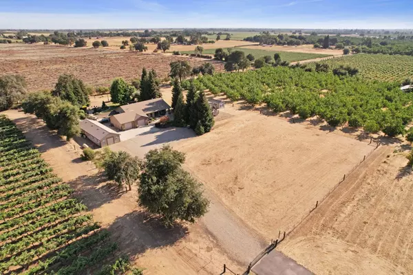 Lockeford, CA 95237,16934 E Highway 88