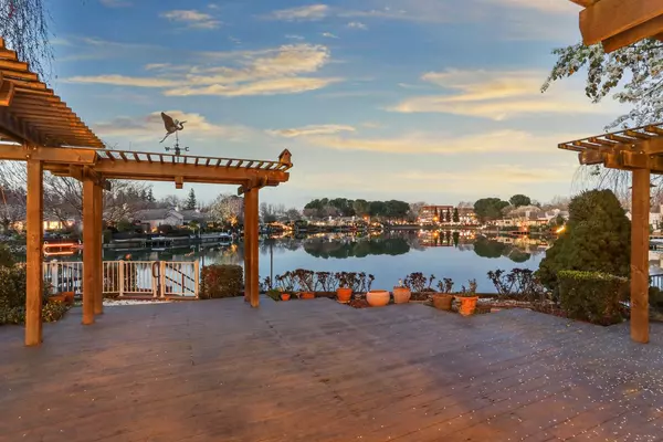 Stockton, CA 95219,3743 Saint Andrews DR