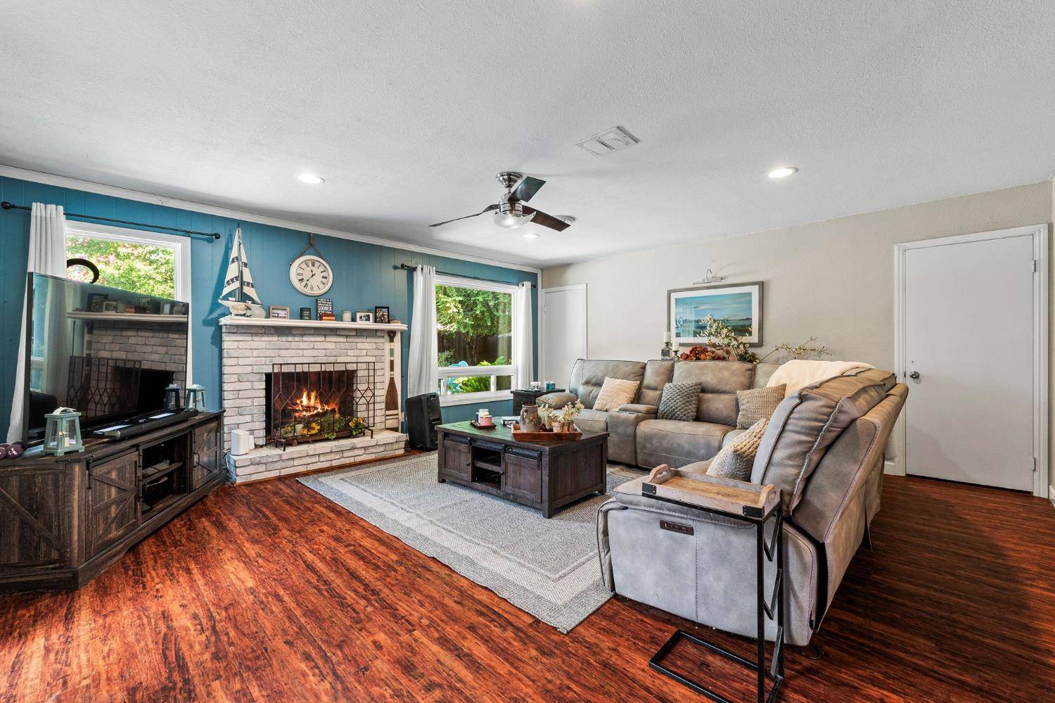 Rancho Cordova, CA 95670,10817 Alandale WAY