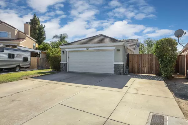 Tracy, CA 95376,1600 Smokey LN