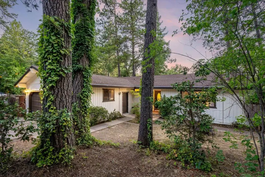 11508 Marilyn CT, Grass Valley, CA 95949