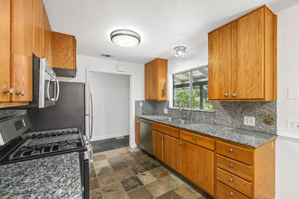Sacramento, CA 95841,5009 Walnut AVE