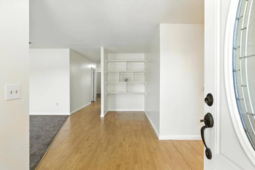 Loomis, CA 95650,5735 Connie CT