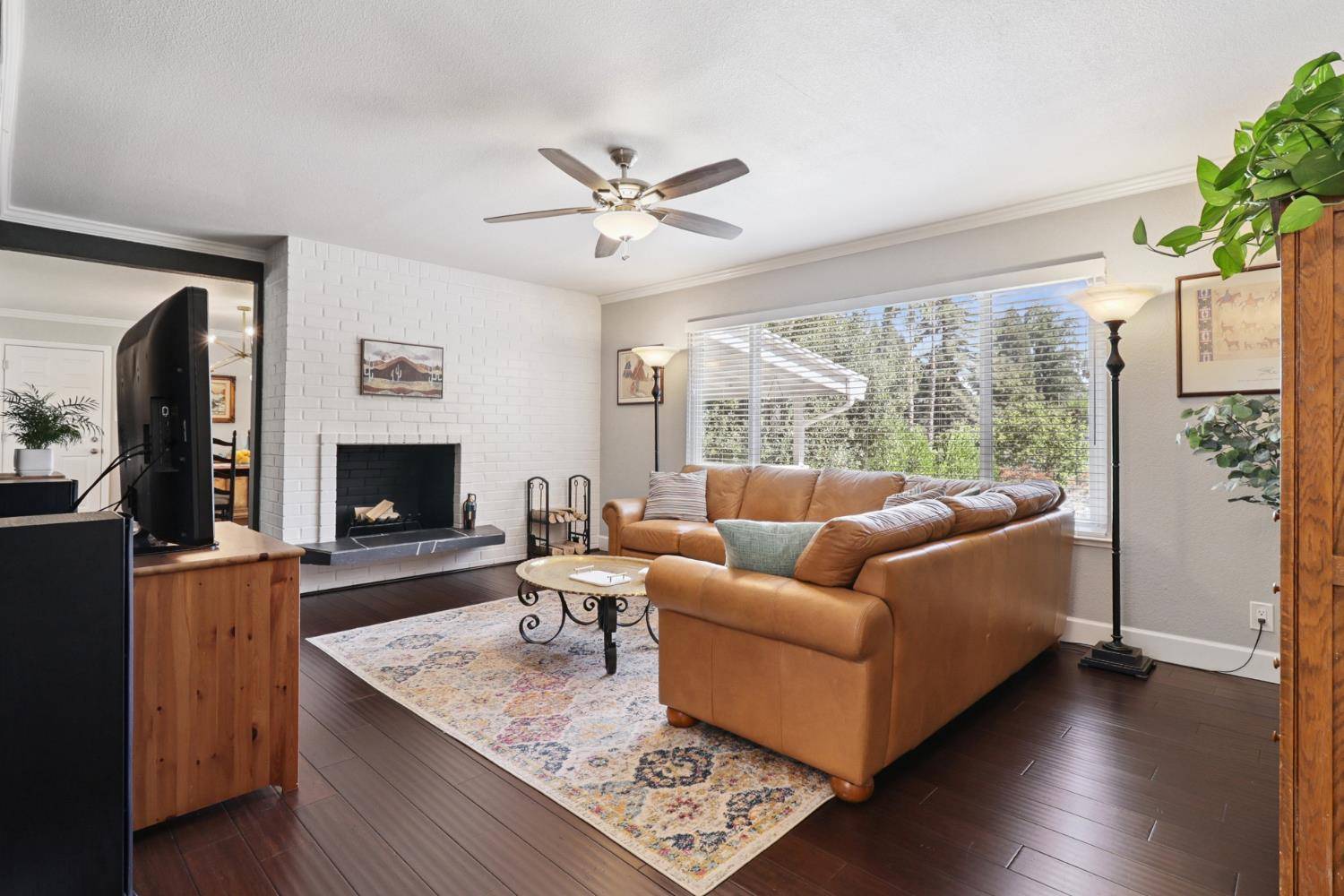 Fair Oaks, CA 95628,8188 Woodleaf DR