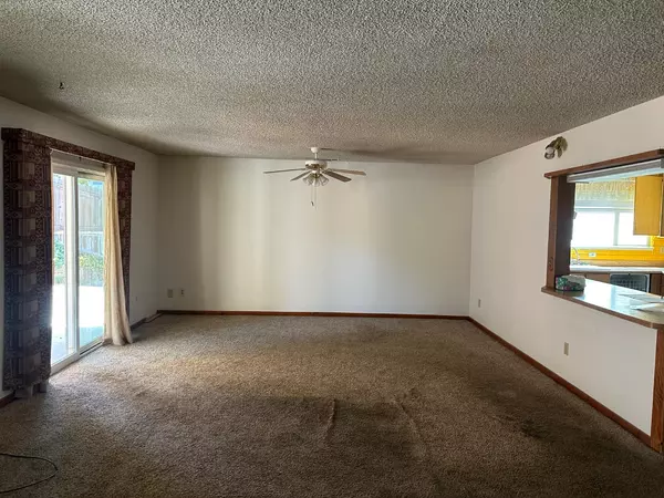 Citrus Heights, CA 95621,7136 Baranga DR