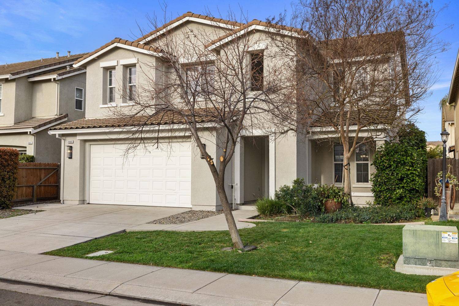 Modesto, CA 95355,2905 Amir PL