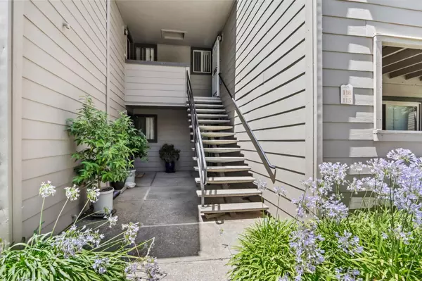 Sacramento, CA 95826,3715 Tallyho DR #116