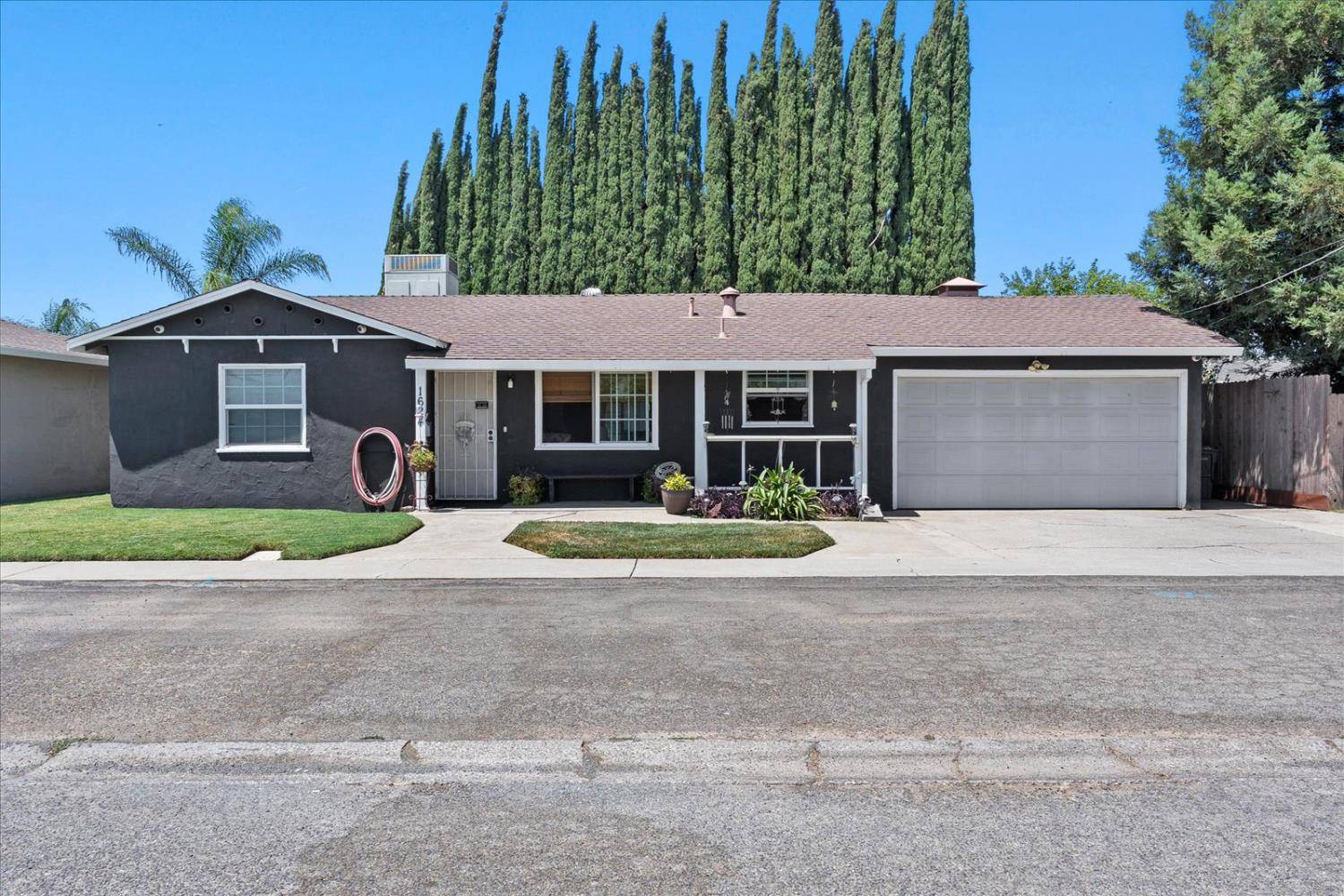 1624 Sicard ST, Marysville, CA 95901